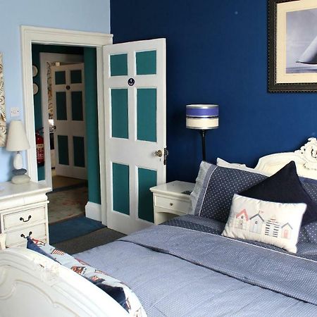 Holly House Bed And Breakfast And Apartments Херфорд Екстериор снимка