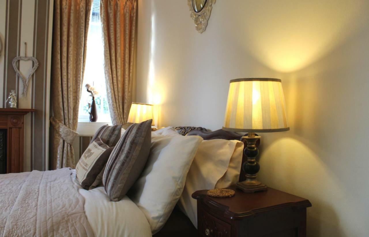 Holly House Bed And Breakfast And Apartments Херфорд Екстериор снимка