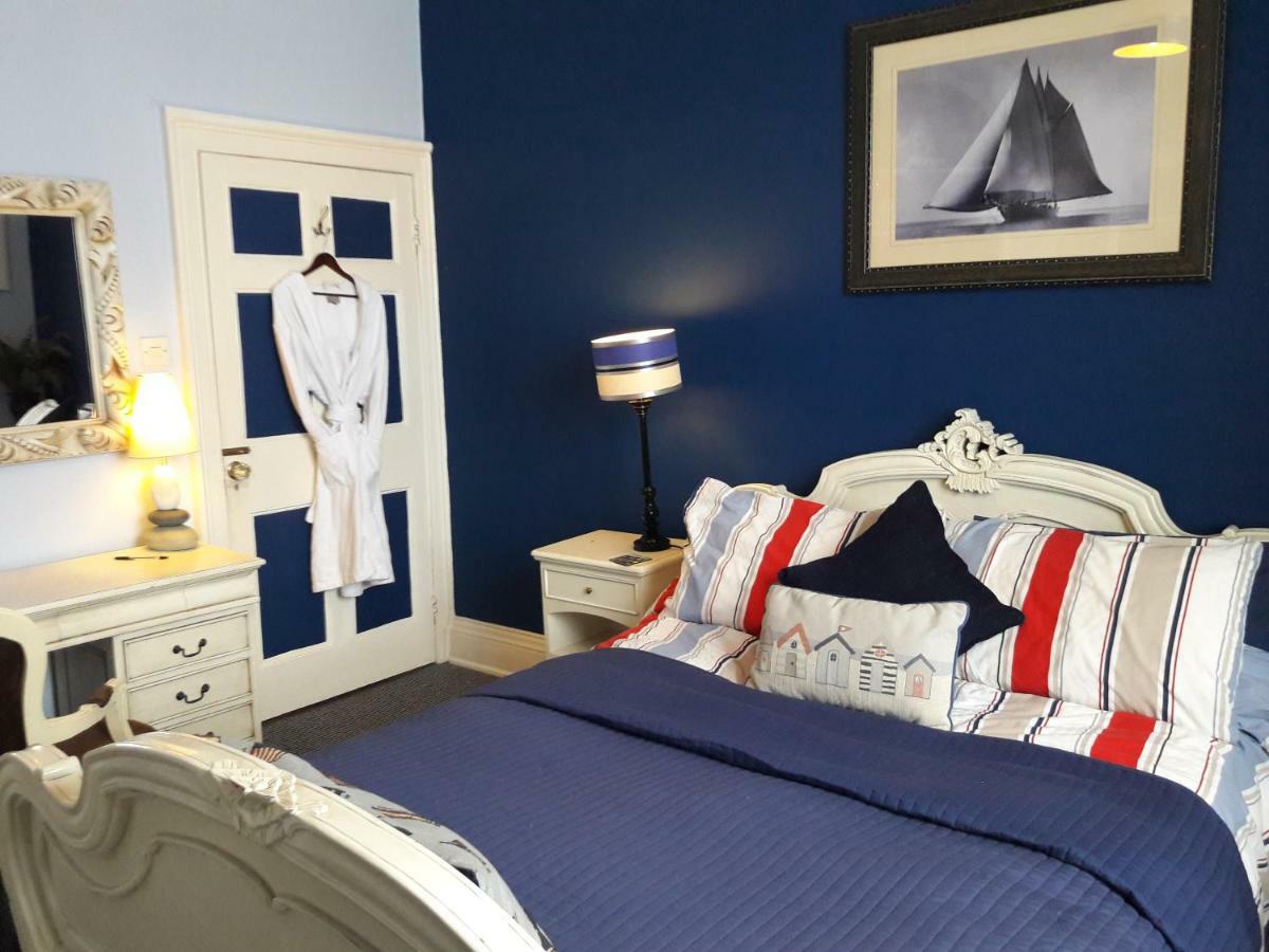 Holly House Bed And Breakfast And Apartments Херфорд Екстериор снимка