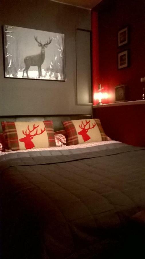 Holly House Bed And Breakfast And Apartments Херфорд Екстериор снимка